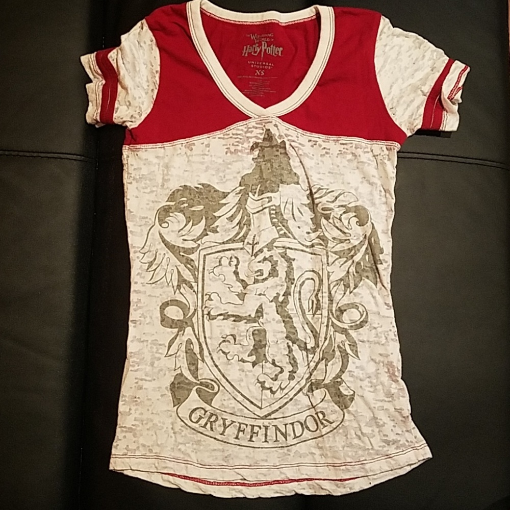 Women's XS Harry Potter Gryffindor Tshirt